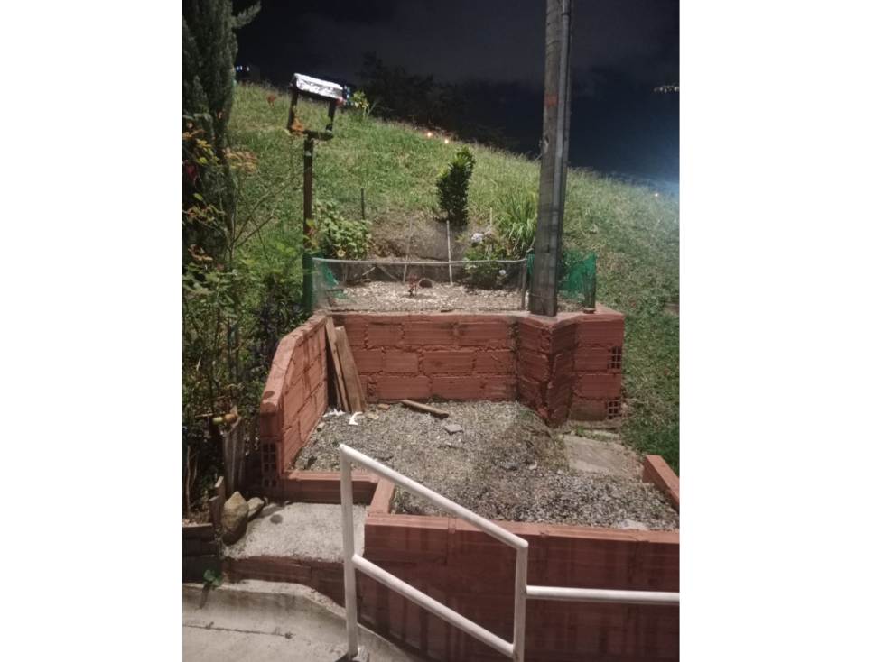 Casa unifamiliar de 3 pisos en venta Robledo Santa Maria — foto 3