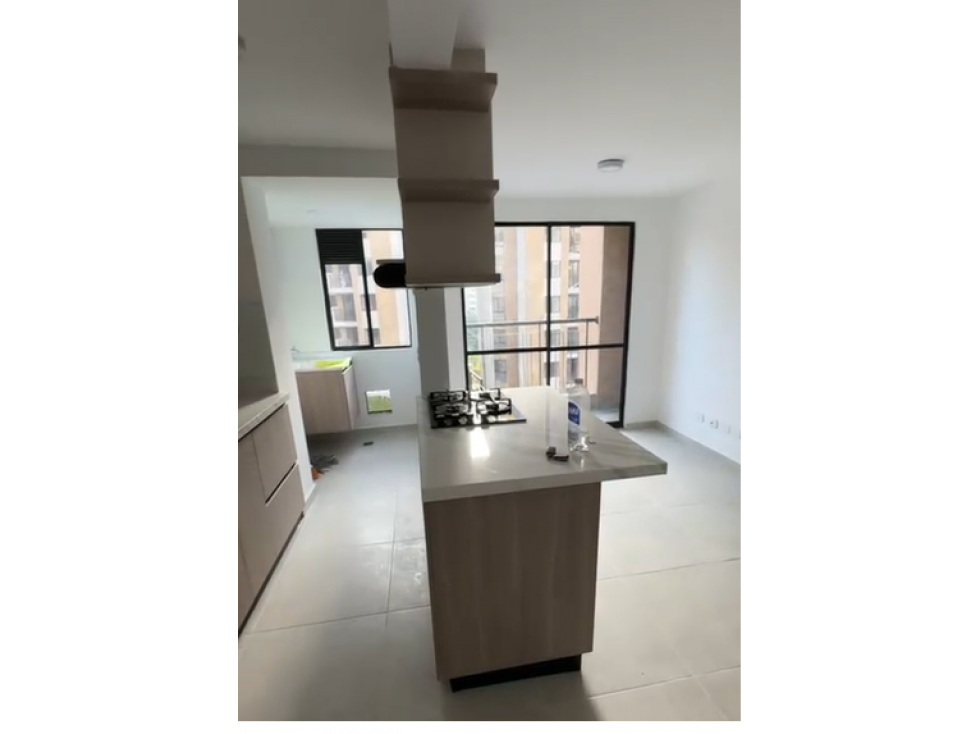 Apartamento venta Rionegro, Tres Esquinas, antigua vía a Marinilla — foto 2