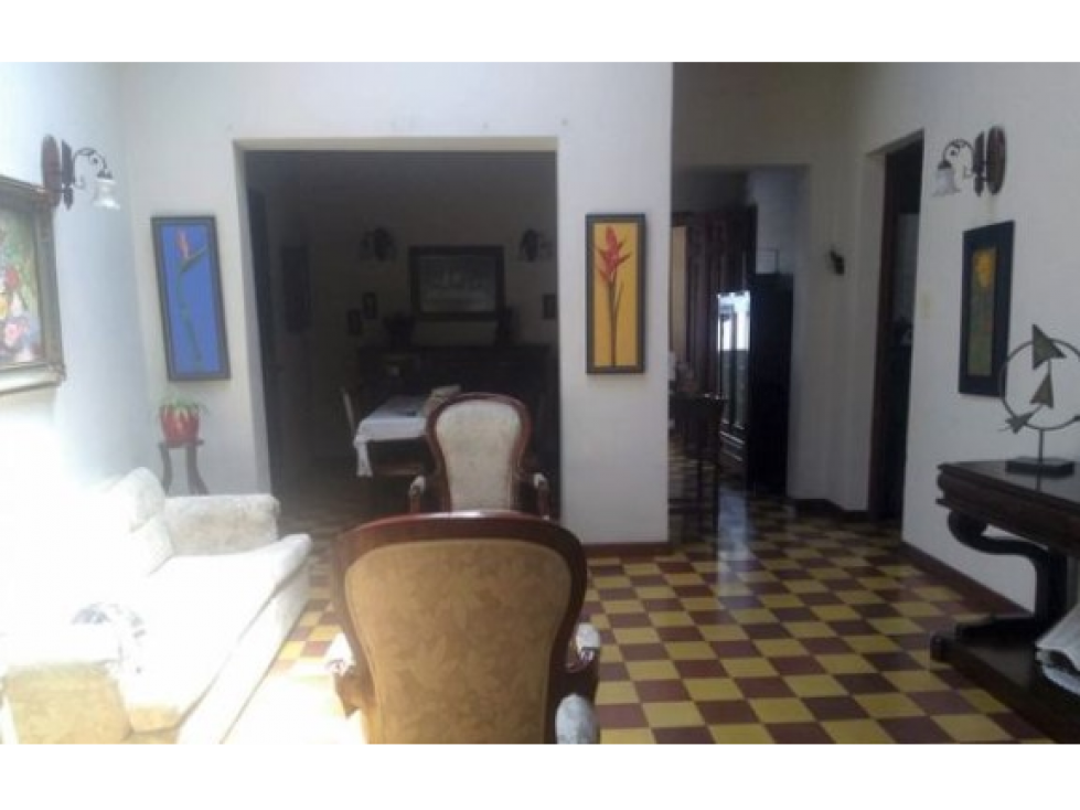 Casa lote en Venta La Floresta Medellin Antioquia.