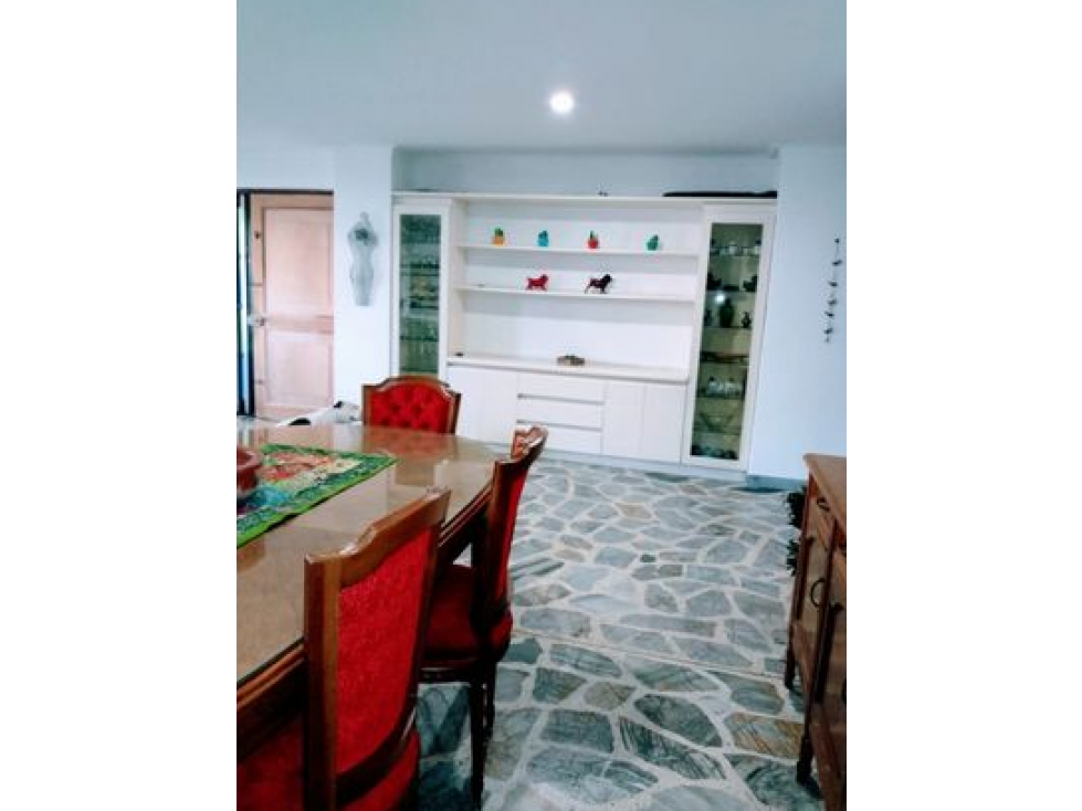 Apartamento en venta en Medellín Laureles — foto 2