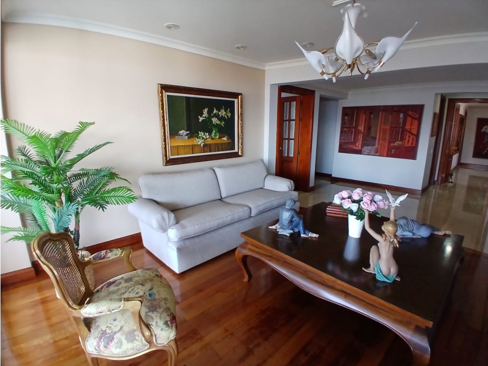 Apartamento en venta en Medellín, El Poblado, Los Balsos — foto 2