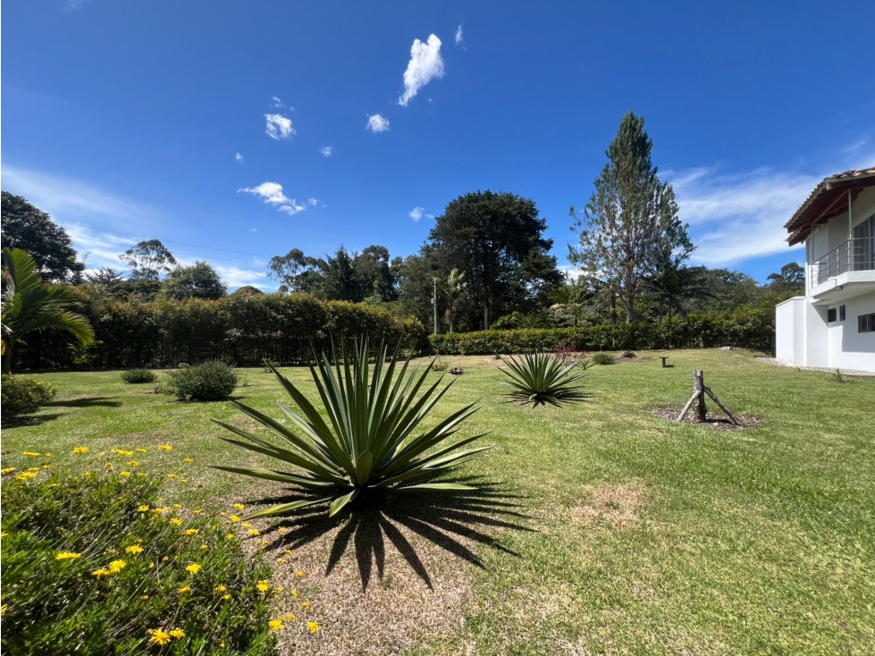 Casa campestre en venta en El Carmen del Viboral vereda Aguas Claras — foto 4