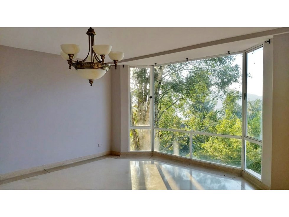 Casa con lote de 1966m2 en venta Envigado, Vereda Santa Catalina. — foto 5