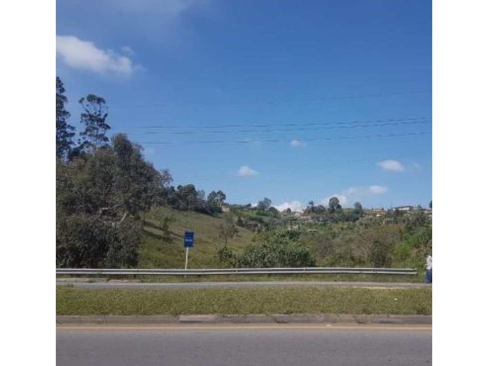 Venta lote uso industrial Guarne Antioquia vereda Bellavista — foto 2