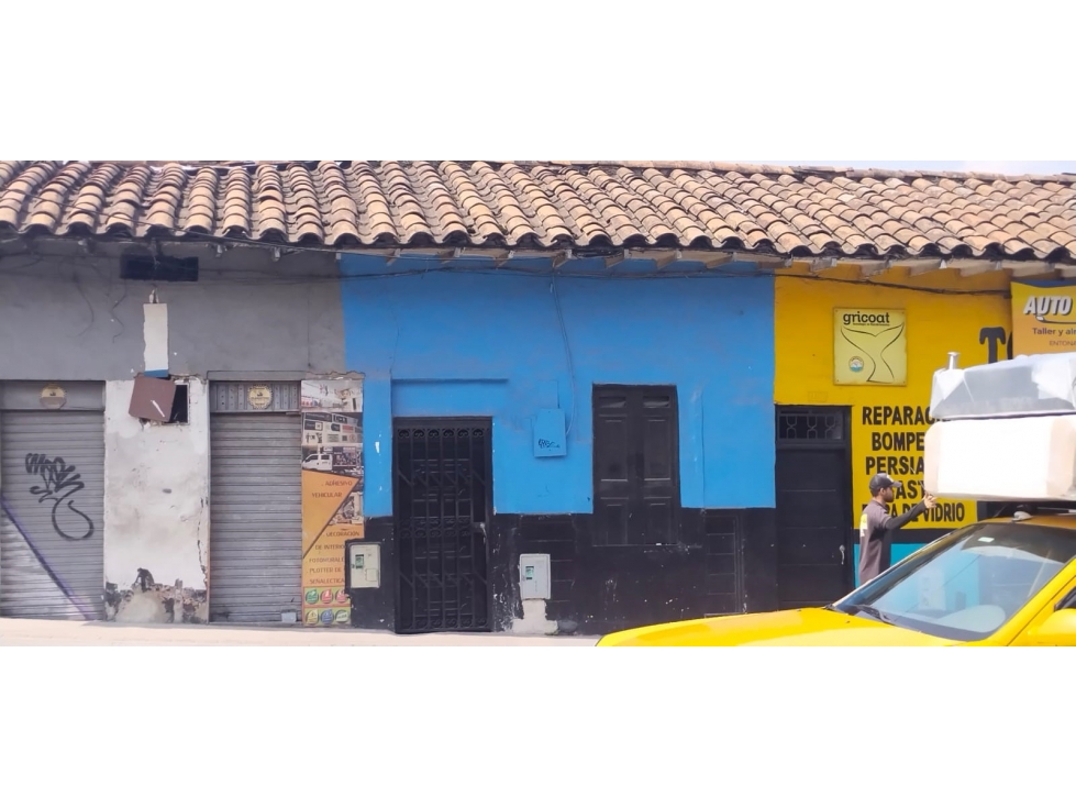 Venta cuatro casas Lotes centro de Medellín