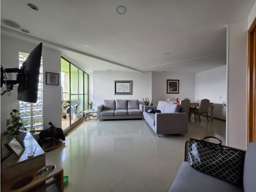 Apartamento en venta en Sabaneta, en Las Lomitas — foto 3