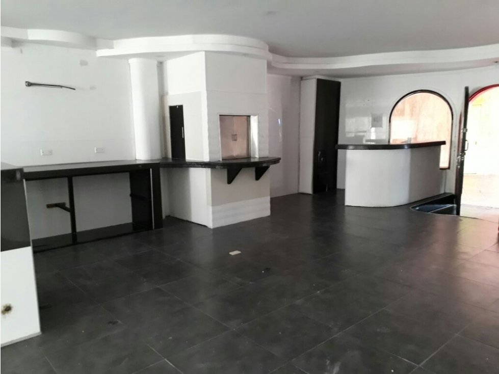 SE ARRIENDA LOCAL COMERCIAL C.C. PIERINO GALLO, EL LAGUITO, CARTAGENA - 1