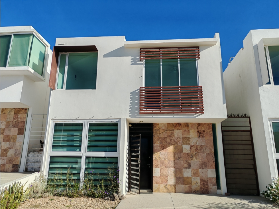 Casa en renta en Hemisferia residencial
