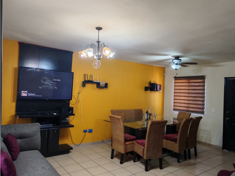 CASA FAMILIAR EN VENTA EN EL TEZAL — foto 5