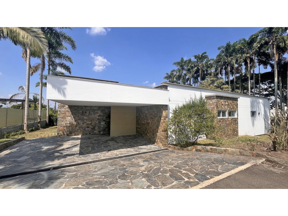 SE VENDE CASA CAMPESTRE EN CERRITOS