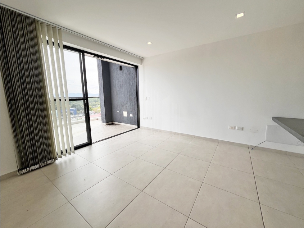 SE ARRIENDA APARTAMENTO EN CERRITOS — foto 2