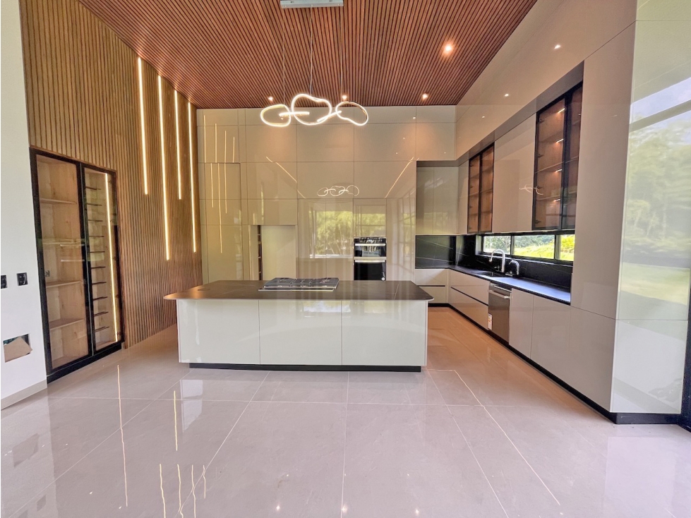 Exclusiva Casa Campestre de Lujo en Cerritos Pereira — foto 2