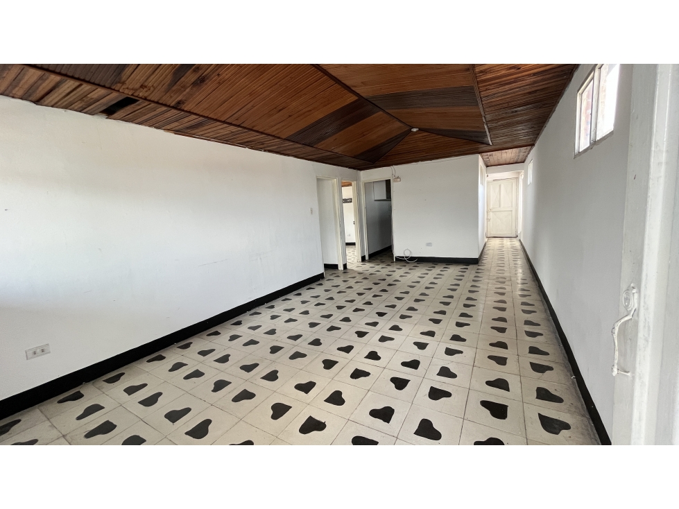 SE VENDE EDIFICIO EN DOSQUEBRADAS CON 6 APARTAMENTOS - 2