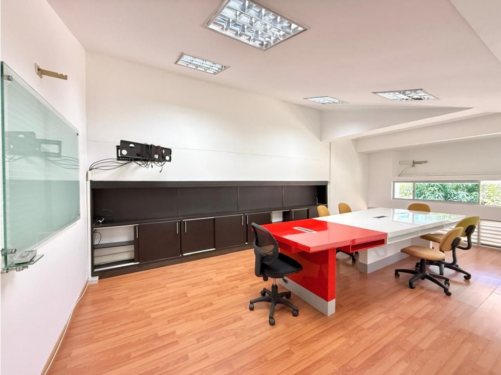 SE VENDE LOCAL EN PINARES — foto 4