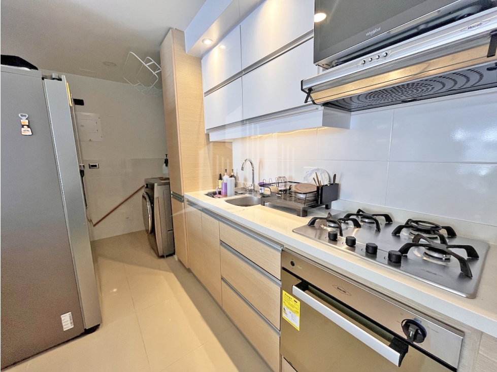 SE VENDE APARTAMENTO EN BELMONTE