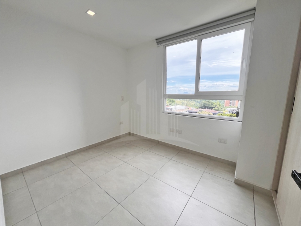 SE ARRIENDA APARTAMENTO EN CERRITOS — foto 6