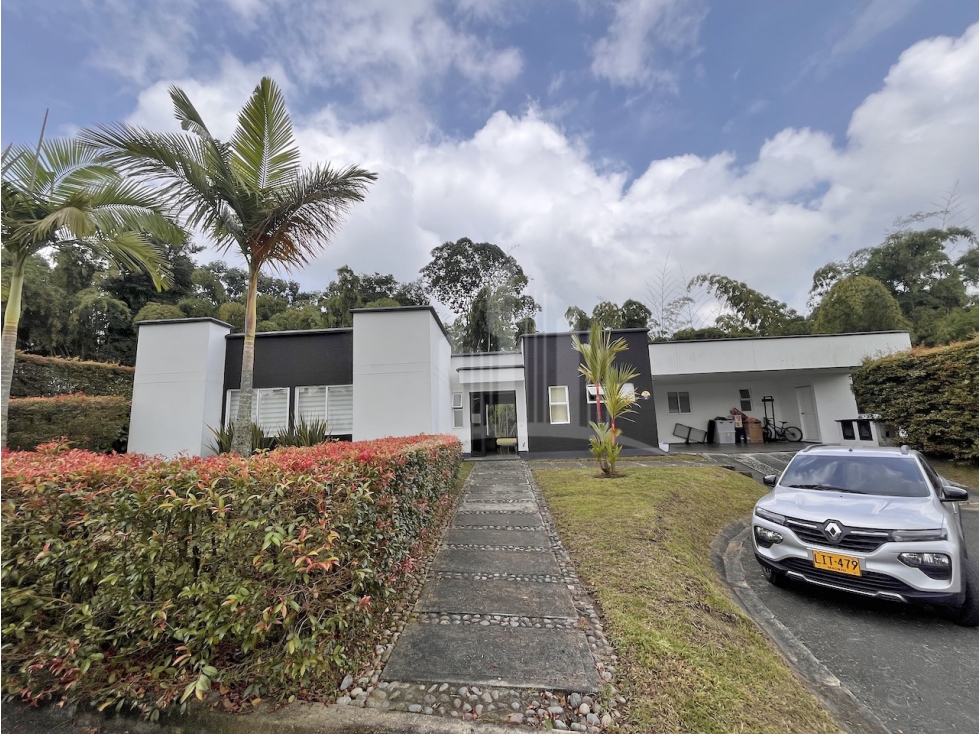 SE VENDE CASA CAMPESTRE EN CONDINA