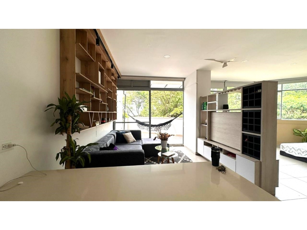 Apartamento en Venta en La Loma De Los Bernal, Medellín — foto 2