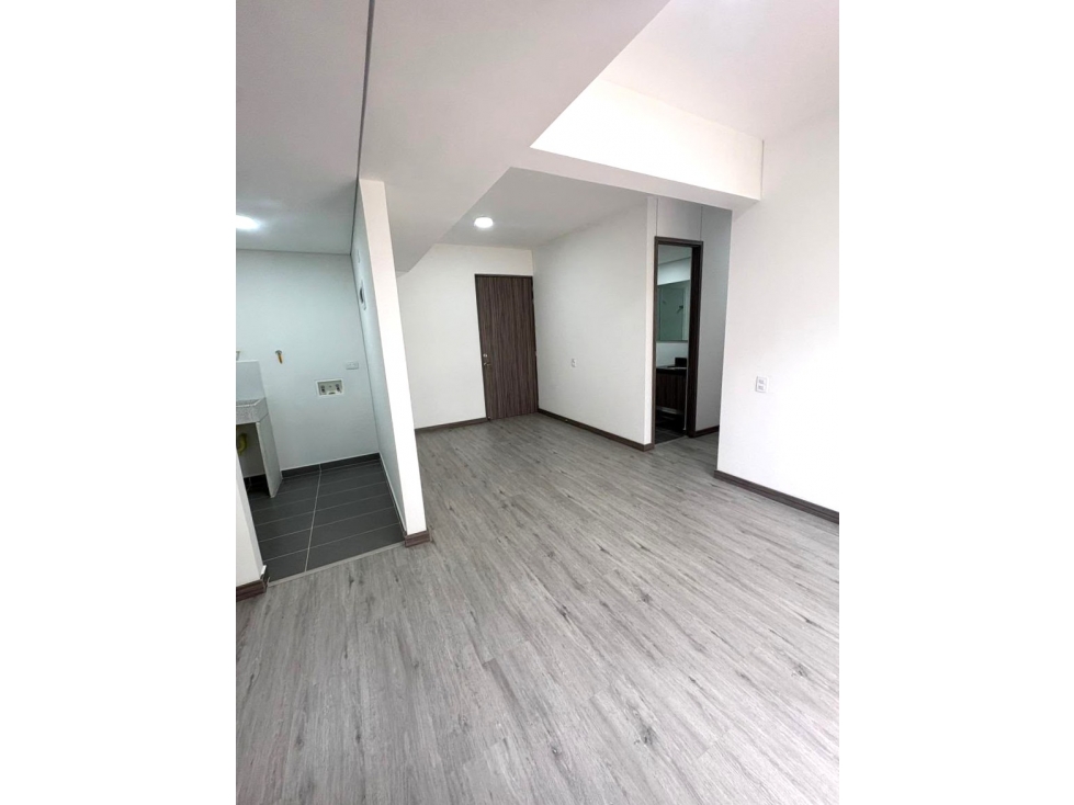 Apartamento en Arriendo en El Poblado sector Las Palmas, Medellín — foto 2