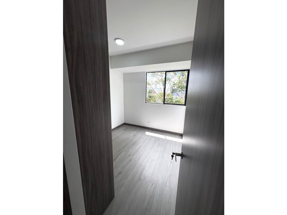 Apartamento en Arriendo en El Poblado sector Las Palmas, Medellín — foto 6