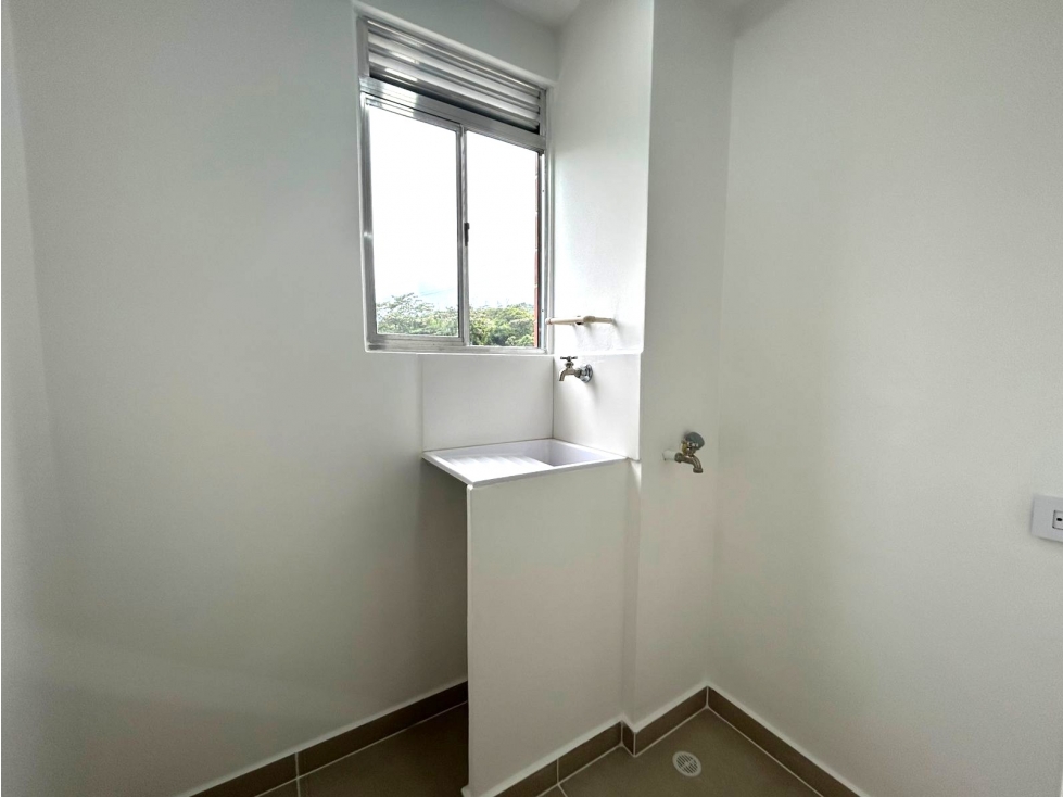 Apartamento para Estrenar en Venta en Itagüí Santa María — foto 3