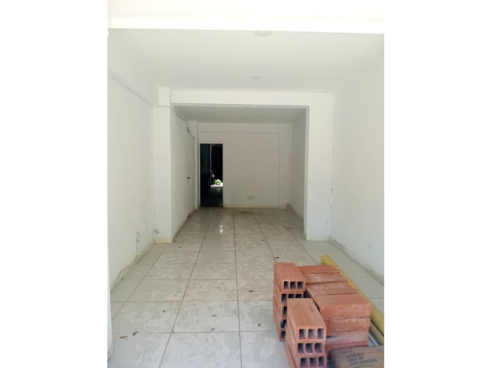 Locales en Arriendo en Itagüí Cerca al Parque Principal - 4