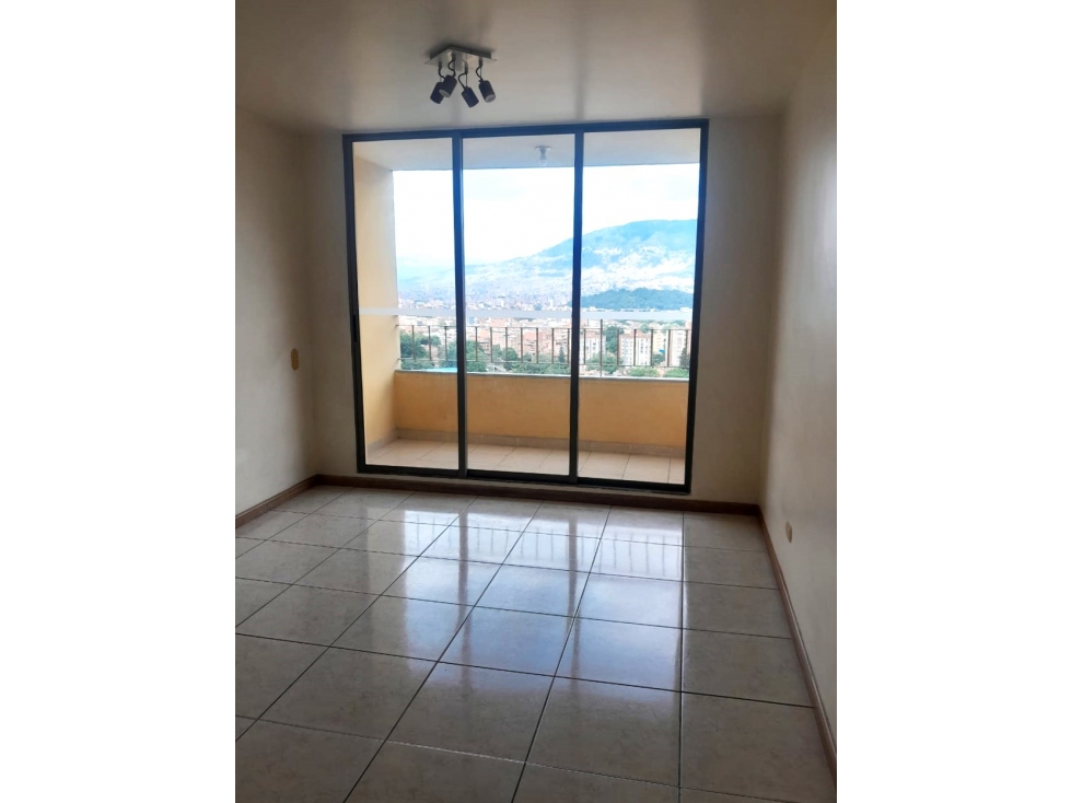 Apartamento en Venta en La Loma De Los Bernal, Medellín — foto 2