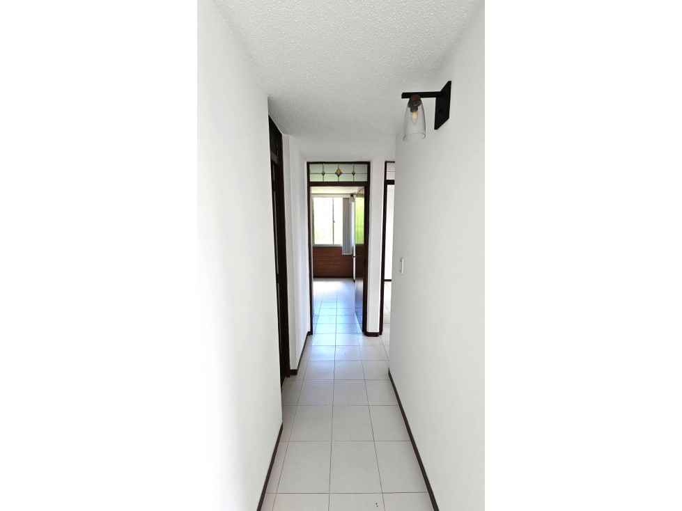 Apartamento en Arriendo en La Loma Del Indio, Medellín — foto 4