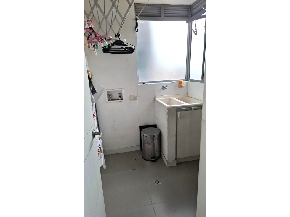 Apartamento en Arriendo en El Poblado sector Castropol, Medellín — foto 4