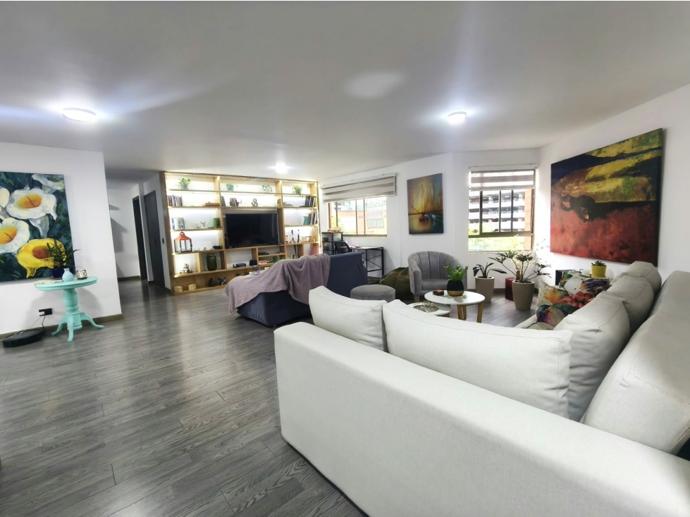 Apartamento en Venta en El Poblado sector Castropol, Medellín — foto 2