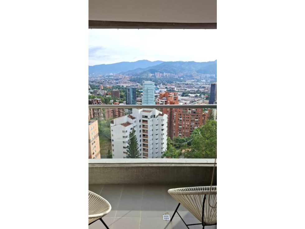 Apartamento en Arriendo en El Poblado sector Castropol, Medellín — foto 5