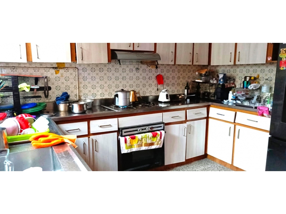 Casa Unifamiliar en Venta en Santa Teresita La América, Medellín — foto 2