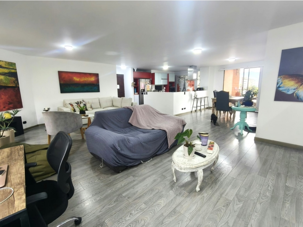 Apartamento en Venta en El Poblado sector Castropol, Medellín — foto 3
