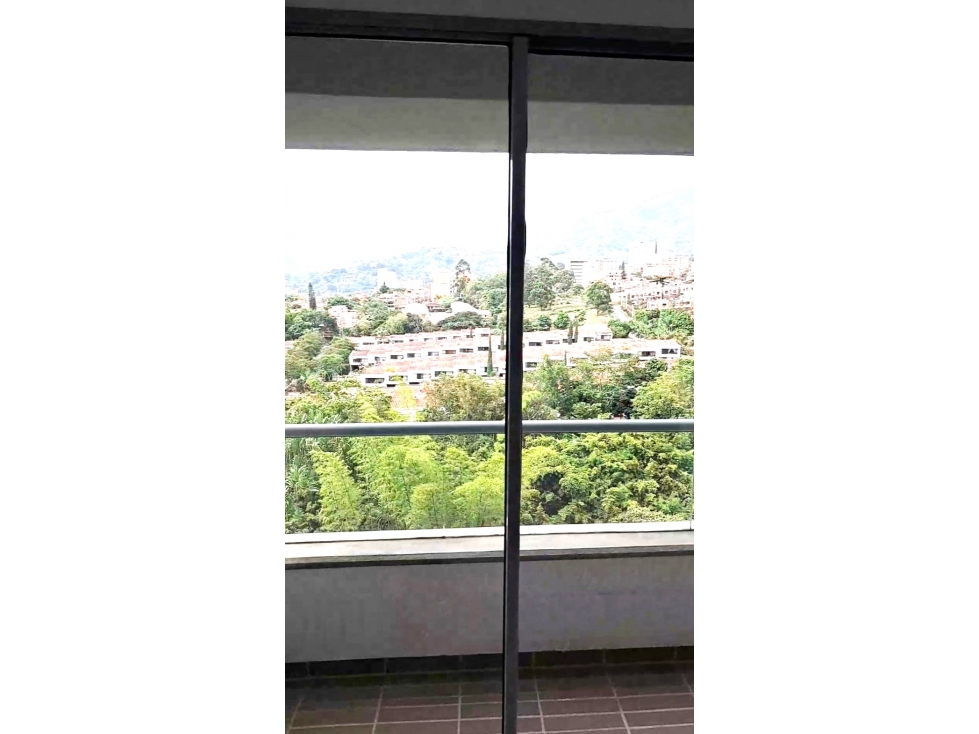 Apartamento en Venta en La Estrella sector Toledo — foto 2