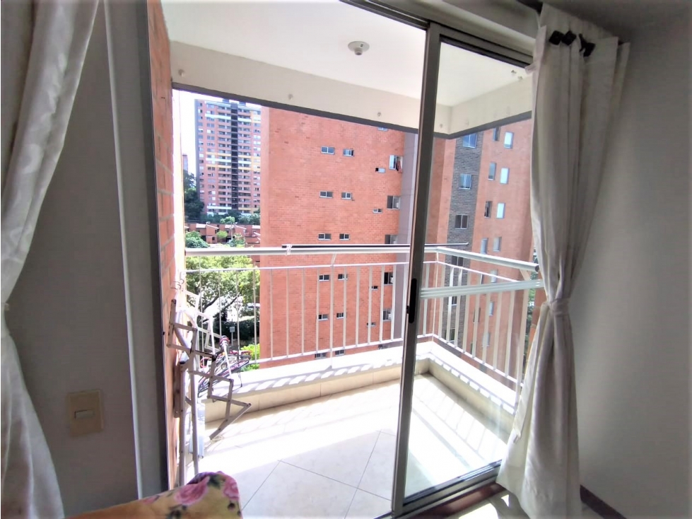 Apartamento en Venta en La Loma De Los Bernal — foto 5