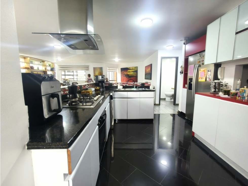 Apartamento en Venta en El Poblado sector Castropol, Medellín — foto 6