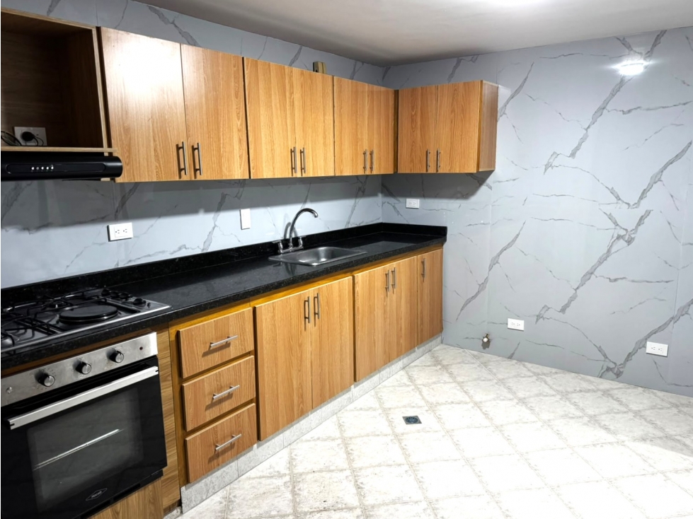 Apartamento en Arriendo en Laureles Santa Teresita, Medellín — foto 5