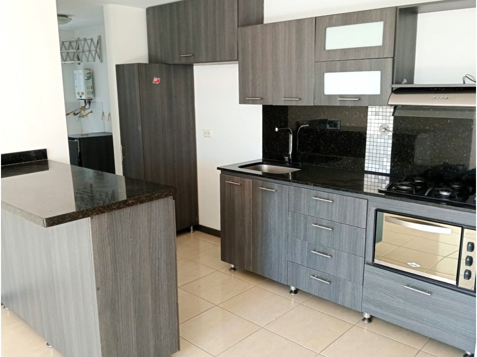 Apartamento en Arriendo en Envigado Altos de Misael — foto 3