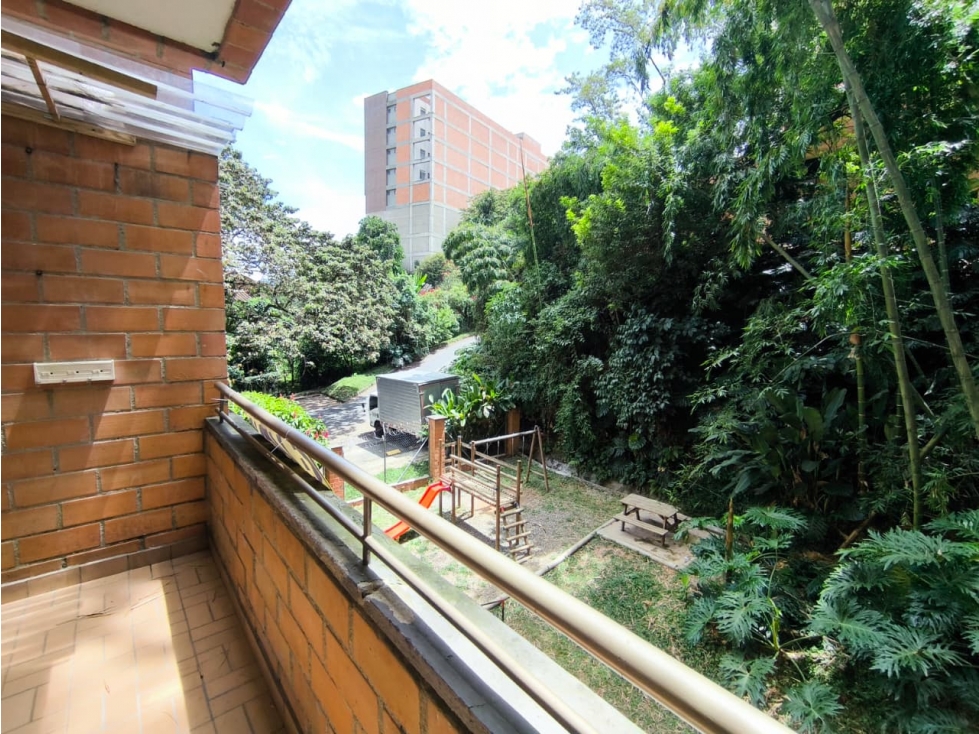 Apartamento Para Inversión en Venta en Envigado sector La Inmaculada — foto 6