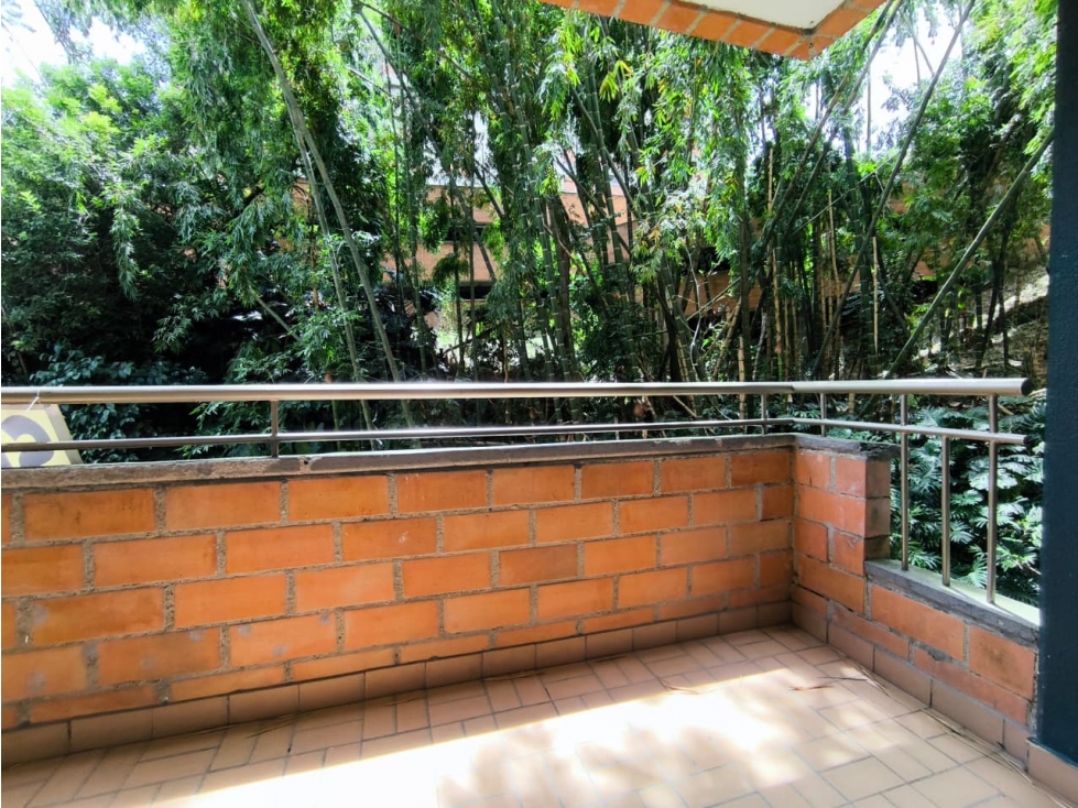 Apartamento Para Inversión en Venta en Envigado sector La Inmaculada — foto 2