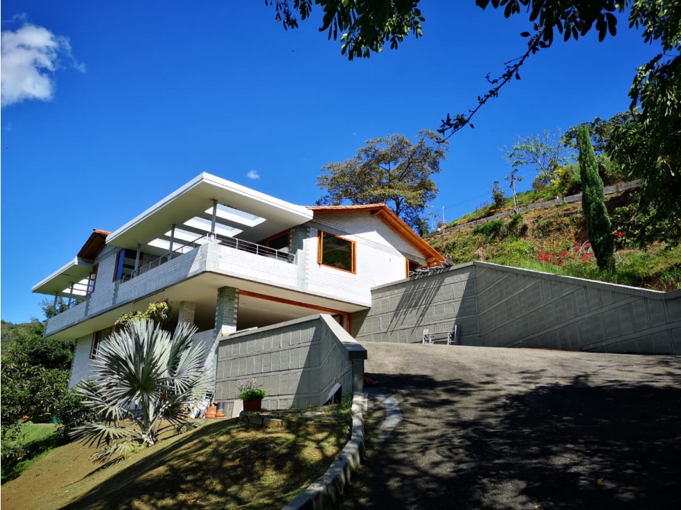 Casa Campestre en Venta en Copacabana vereda Montañita — foto 4