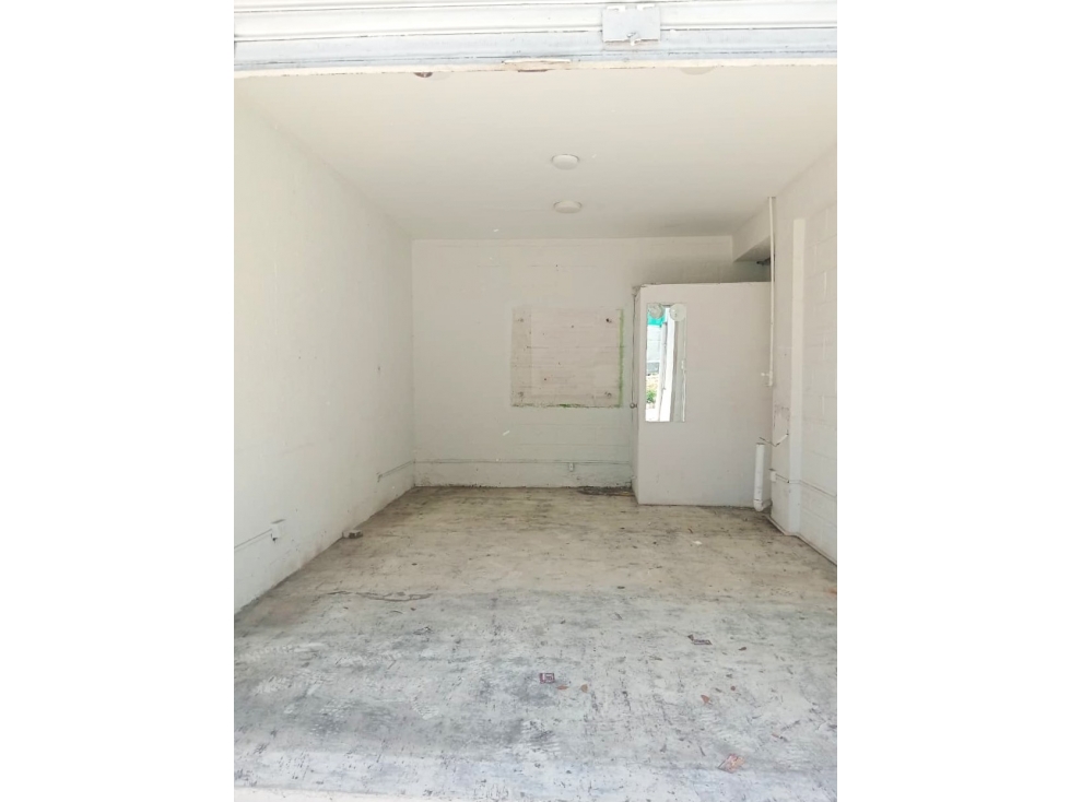 Locales en Arriendo en Itagüí Cerca al Parque Principal - 5
