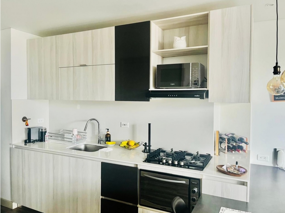 Apartaestudio Tipo Loft en Arriendo en El Poblado, Medellín — foto 4