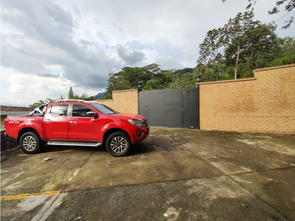 Casa Unifamiliar en Venta en Envigando Loma Del Escobero — foto 3