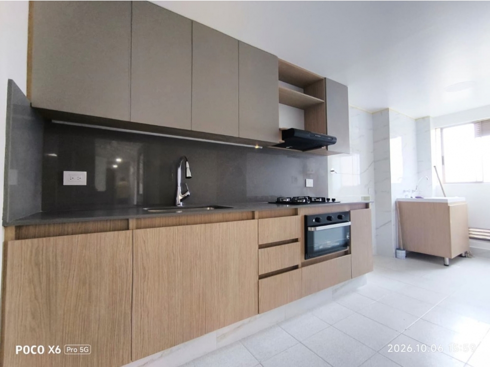 Apartamento en Arriendo en Laureles, Medellín — foto 2