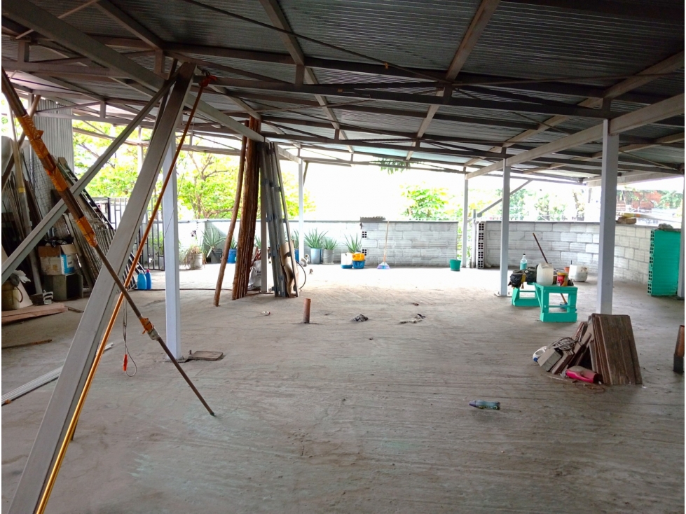 Local y Terraza para aptos en Venta en Barrio Sevilla, Medellín — foto 6