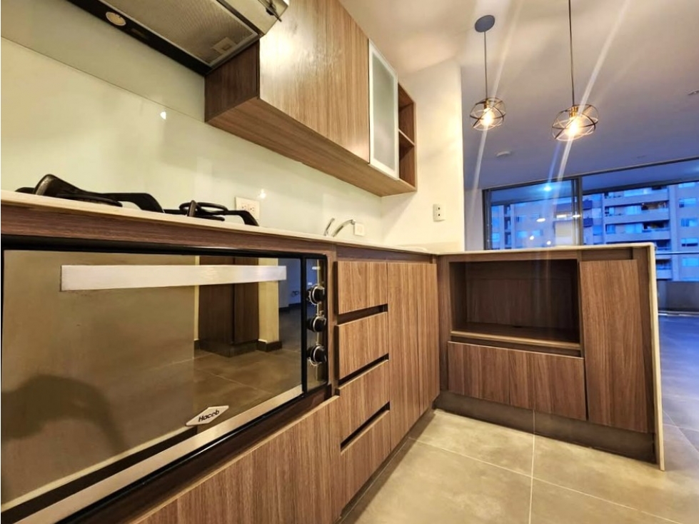 Apartamento en Arriendo en Ciudad Del Río, Medellín — foto 2