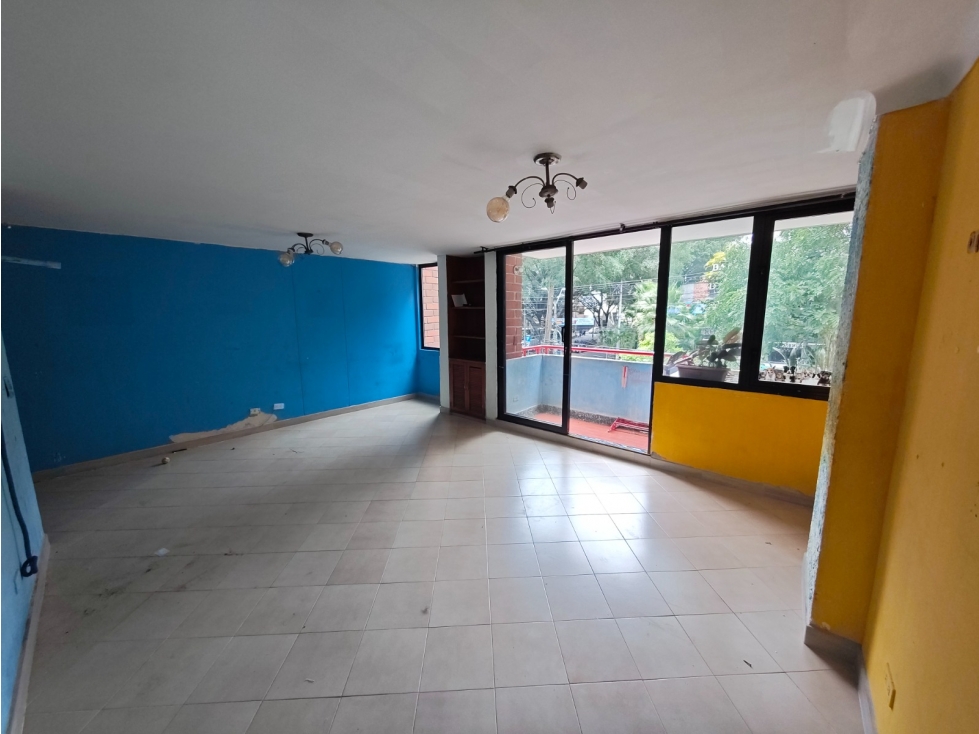 Apartamento en Venta en Laureles Avenida Jardín, Medellín