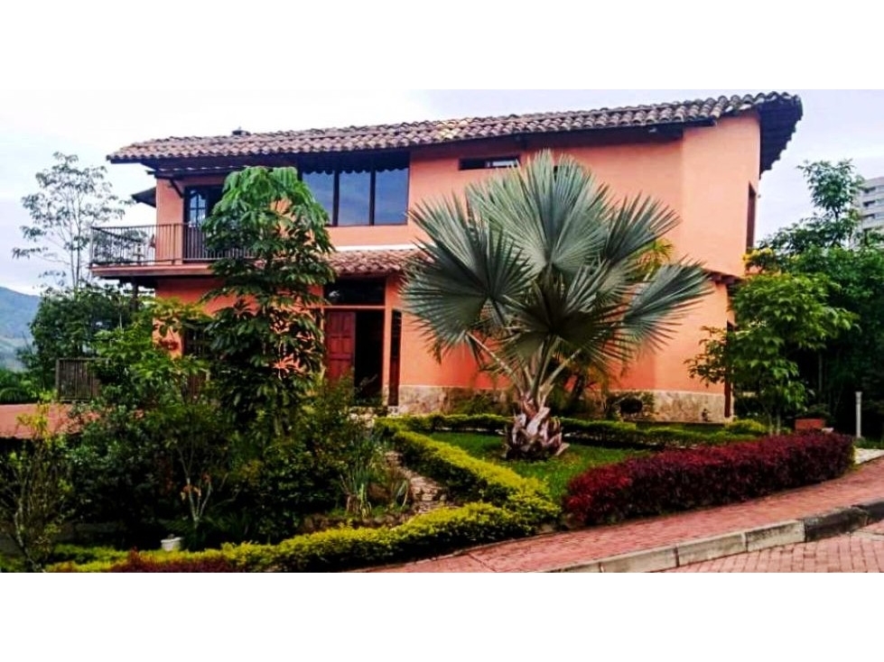 Casa Campestre en Venta en La Estrella, Antioquia - 1