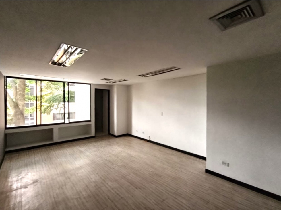 Oficina en Venta en El Poblado sector Milla de Oro